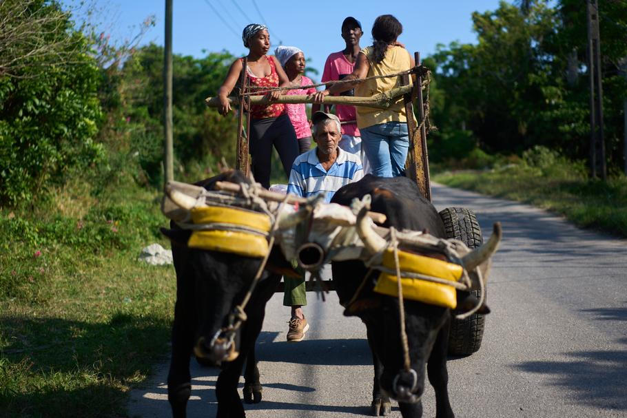 Cuba Ailing Farms