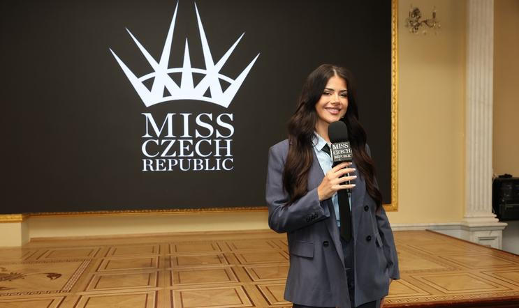 Miss, Dominique Alagia