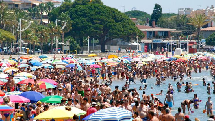 Otec rodiny u soudu argumentoval tím, že cestovní kancelář nevymáhala zákaz rezervace lehátek, ačkoliv to zakazovala i hotelová pravidla, a že nekonfrontovala účastníky zájezdu, kteří se této praktiky dopouštěli. Snímek je ilustrační.