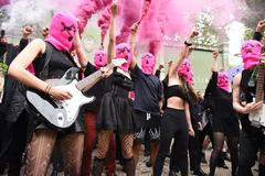 Pussy Riot and Femen Protest at the Russian Pavilion - Venice