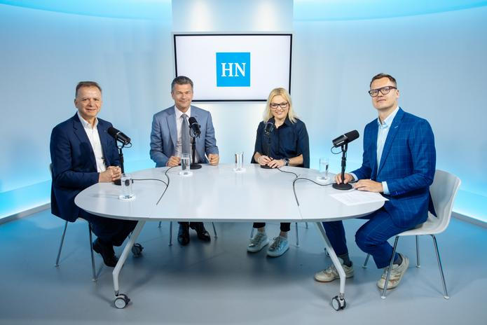 Debata HN,  Jan Michal, generální ředitel CzechInvest, Martin Vohánka, generální ředitel Eurowag, Hana Součková, generální ředitelka SAP ČR, Michael Mareš, redaktor HN,