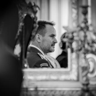 „Díky vám se naše kontakty znásobily a umožnily upevnit naše partnerství v rámci Aliance, zejména během současné krize v Hormuzském průlivu,“ řekl francouzský velvyslanec Crouzat.