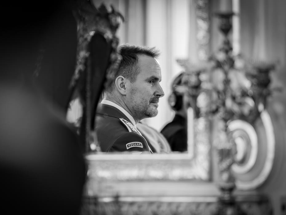 „Díky vám se naše kontakty znásobily a umožnily upevnit naše partnerství v rámci Aliance, zejména během současné krize v Hormuzském průlivu,“ řekl francouzský velvyslanec Crouzat.