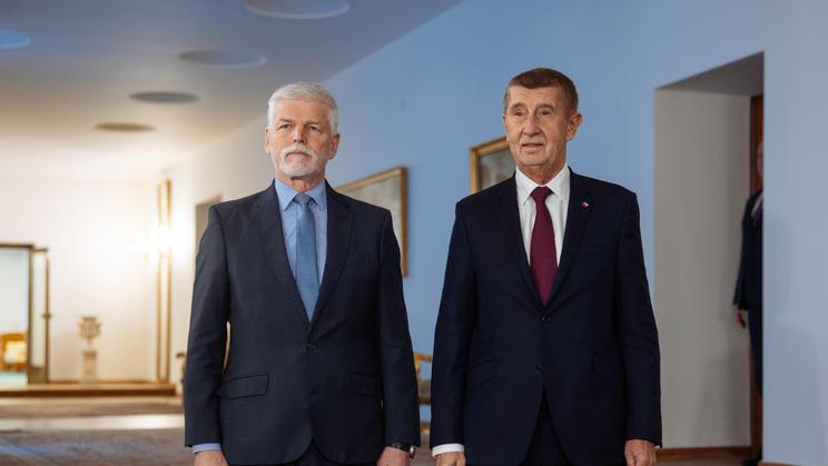 Prezident Petr Pavel se setkal s premiérem Andrejem Babišem