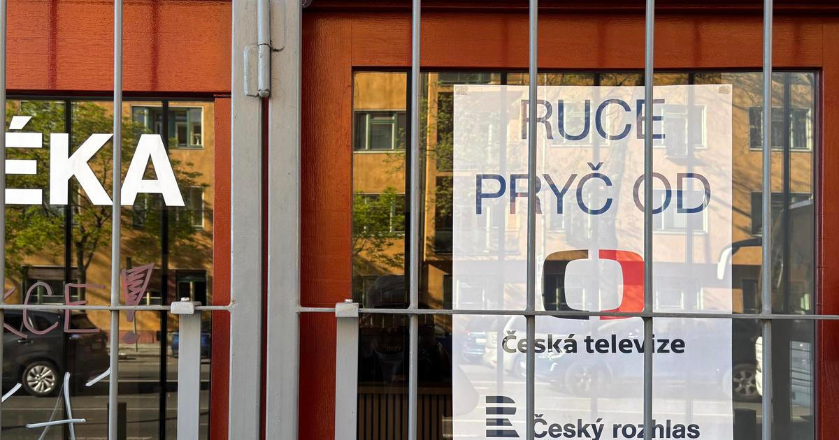 Světové novinářské fórum odsoudilo návrh zákona na financování ČT a ČRo