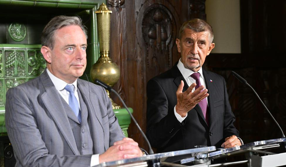 neuvedeno