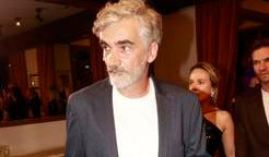 Premiéra série Monyová