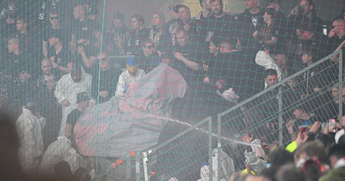 Fanoušci Slavie ukončili derby se Spartou, hosté opustili stadion
