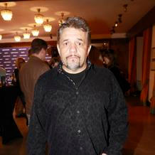 Premiéra série Monyová