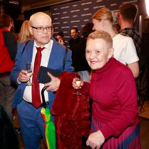 Premiéra série Monyová