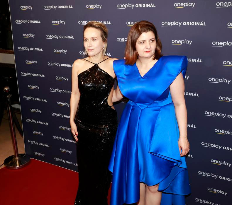 Premiéra série Monyová