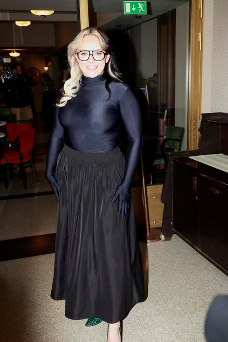 Premiéra série Monyová
