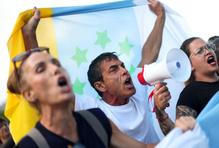 Protest against the arrival of the cruise ship MV Hondius, following a deadly hantavirus outbreak on board the ship, in Santa Cruz de Tenerife