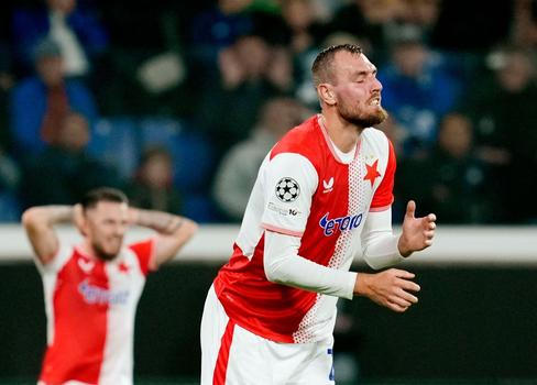 Tomáš Chorý v zápase LM Atalanta - Slavia Praha