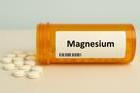Magnesium,Tablets,Box,On,Hospital,Pharmacy,Table,With,Medical,Background