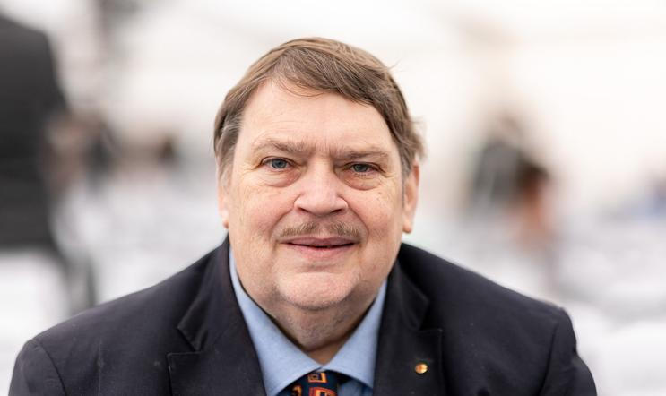 Bernd Posselt v rozhovoru pro Aktuálně.cz popisuje, proč je cesta do Brna pro vyhnané rodiny silně osobní záležitostí a proč podle něj Češi a sudetští Němci sdílejí jednu kulturu – jen ve dvou jazycích.