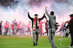 Slavie vnikli na hřiště během derby se Spartou