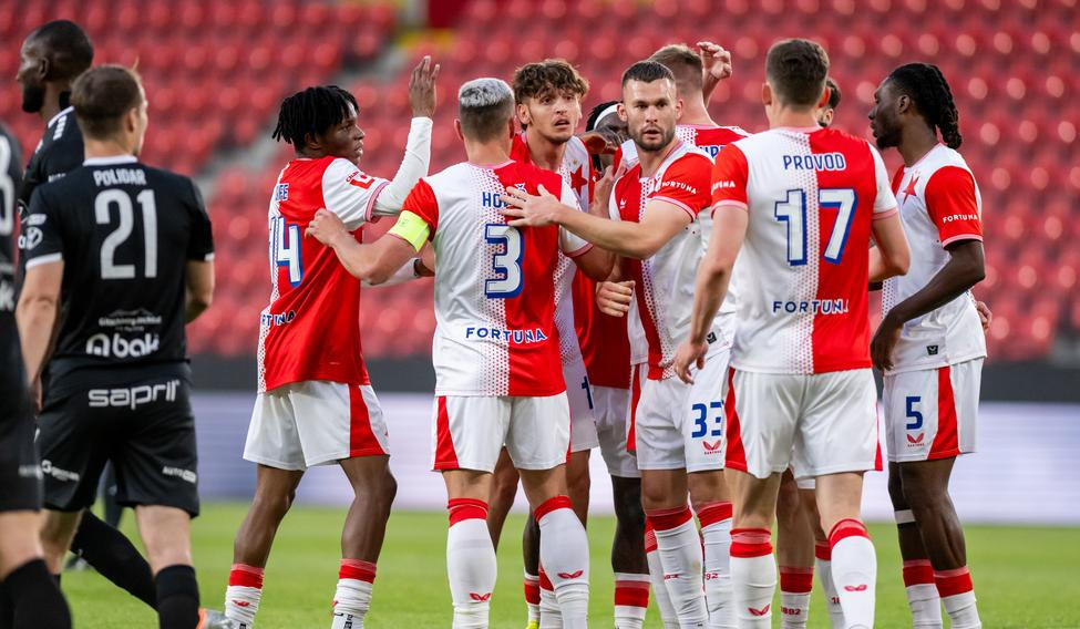 neuvedenoHráči Slavie se radují z gólu zápase Slavia Praha - Jablonec