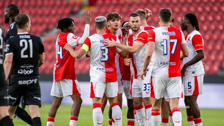 neuvedenoHráči Slavie se radují z gólu zápase Slavia Praha - Jablonec