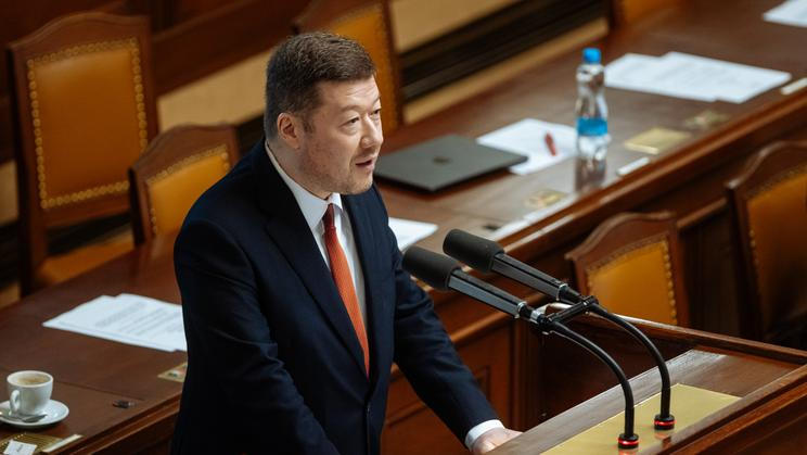 Tomio Okamura, Mimořádná schůze sněmovny k vydání Andreje Babiše a Tomia Okamury