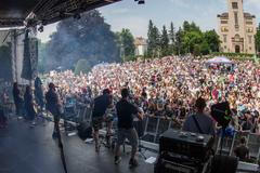 Kapela Divokej Bill vystoupí na festivalu Mezi ploty i letos. Hudebně-divadelní akce na podporu duševního zdraví proběhne od 30. do 31. května.