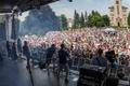 Kapela Divokej Bill vystoupí na festivalu Mezi ploty i letos. Hudebně-divadelní akce na podporu duševního zdraví proběhne od 30. do 31. května.