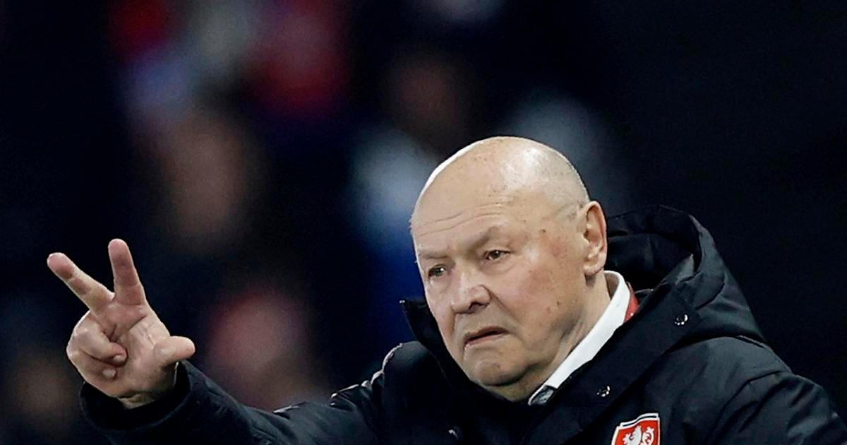 Koubek nesouhlasí s tvrdou slávistickou čistkou. Chorého a Douděru podrželi i spoluhráči