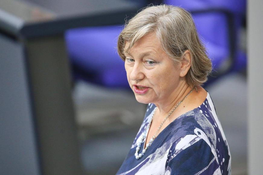 „Uznejte bezpráví na Němcích.“ Okamurova spojenkyně chce něco, co už Česko udělalo