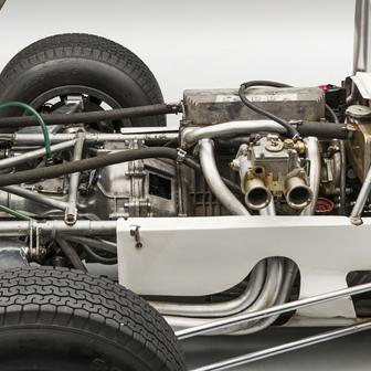 Formule dosahovala rychlosti přes 200 km/h a díky dobrým jízdním vlastnostem dokázala konkurovat zahraničním soupeřům i na prestižních evropských tratích. Projekt Škoda F3 typ 992 zároveň posloužil jako důležitá vývojová laboratoř pro další sportovní vozy značky. Dodnes patří tento monopost mezi nejzajímavější závodní automobily v historii Škody i československého motorsportu.