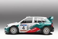 Škoda Fabia WRC (2003) - Škoda Fabia WRC navázala na projekt Octavia WRC a přinesla mladoboleslavské automobilce modernější a kompaktnější zbraň pro mistrovství světa v rallye. Soutěžní speciál debutoval v roce 2003 a díky kratšímu rozvoru, lepší ovladatelnosti a výkonnému přeplňovanému motoru představoval výrazný krok vpřed oproti svému předchůdci. Fabia WRC se rychle zařadila mezi respektované vozy světového šampionátu a pomohla značce upevnit pozici mezi elitními továrními týmy.