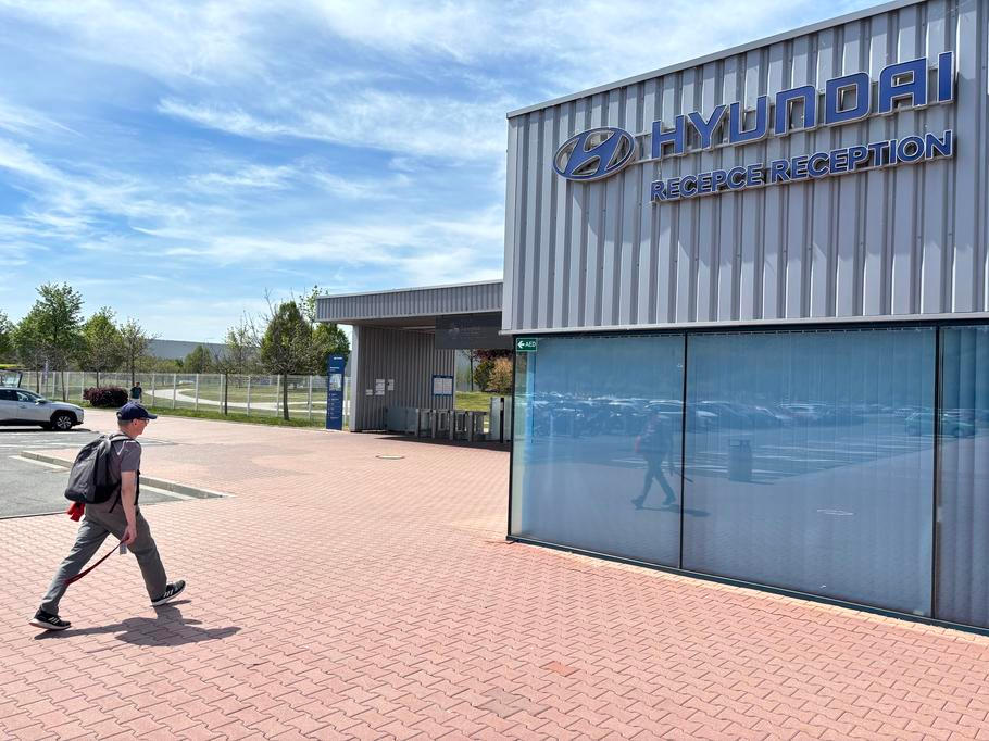 „Už jsem zaměstnavateli sdělil, že tohle do budoucna nebudeme akceptovat,“ zlobí se šéf odborů Hyundai na vedení za nařizování dovolené.