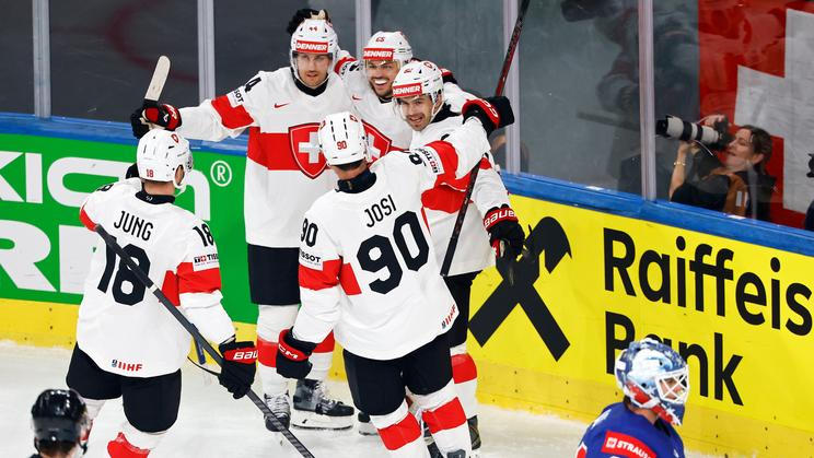 Švýcaři slaví gól v zápase MS 2026 Švýcarsko - USA
