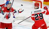 Roman Červenka a Mikkel Aagaard v zápase MS 2026 Česko - Dánsko