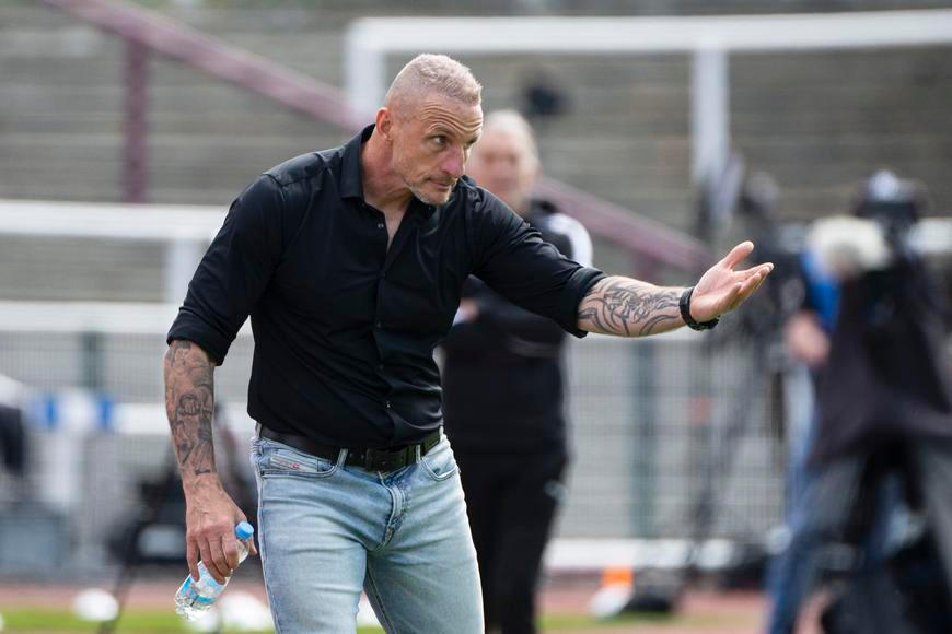 "Rozhodčí slaboučkej. Katastrofa!" Dukla zaváhala v boji o přežití, kouč byl vzteky bez sebe