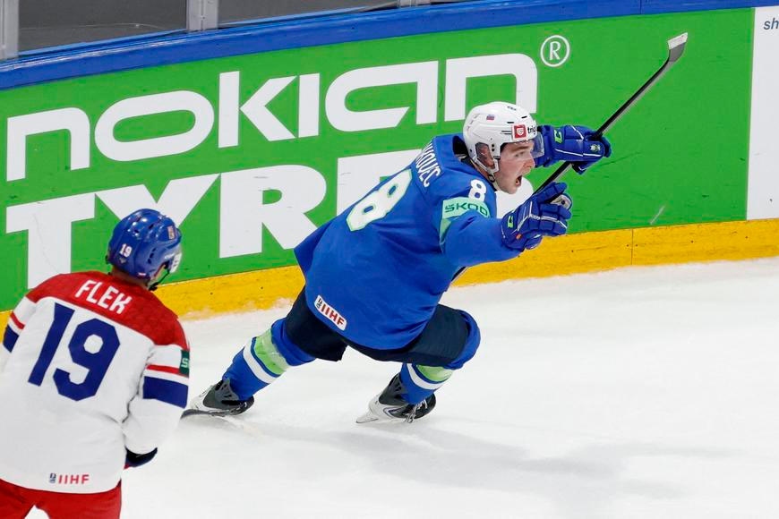 Česko - Slovinsko 2:3p. Mahkovec v prodloužení potrestal českou chybu