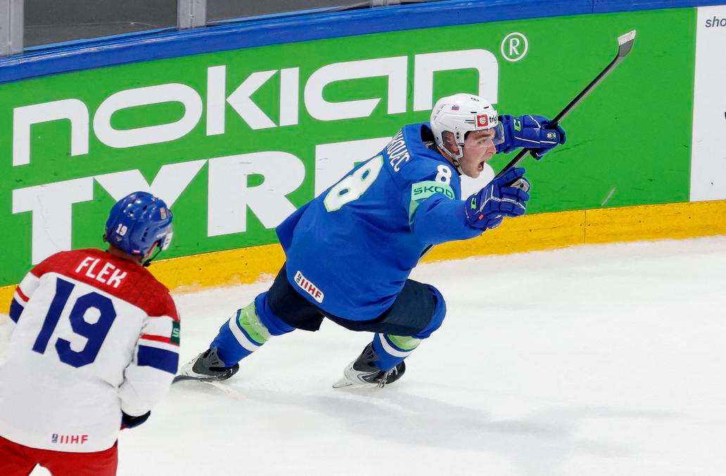 Marcel Mahkovec slaví vítězný gól v zápase MS 2026 Česko - Slovinsko.