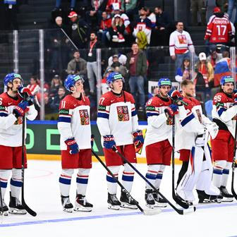 Smutní Češi po porážce v zápase MS 2026 Česko - Slovinsko