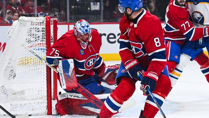Jakub Dobeš v šestém utkání série play off NHL mezi Montrealem a Buffalem