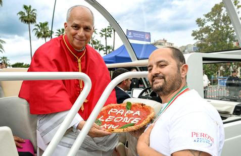 Pope Leo XIV visits Pompei and Naples on his first anniversary of election