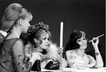 Iva Janžurová, Jiřina Bohdalová a Jiřina Jirásková v hudební komedii režiséra Zdeňka Podskalského Světáci (1969).