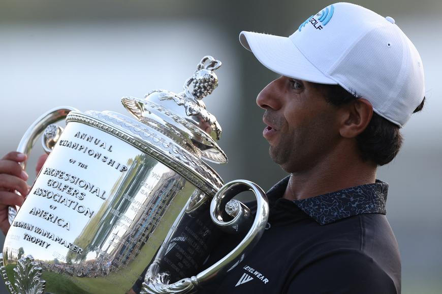 Životní turnaj Aarona Raie přinesl Anglii historický golfový triumf