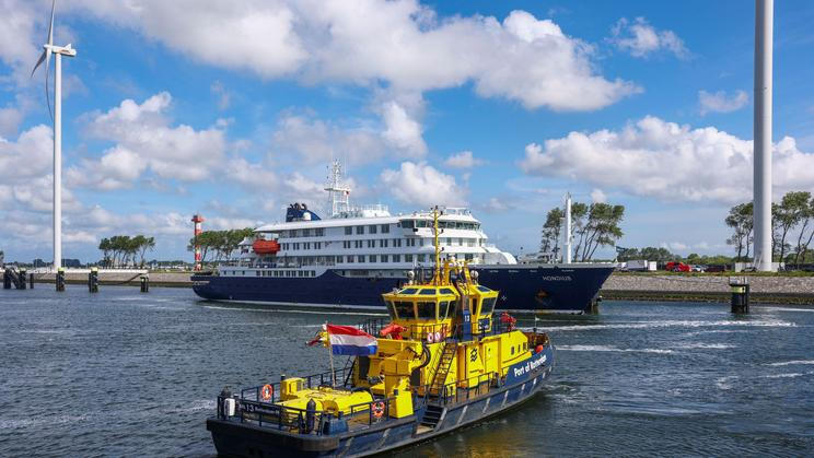 Cruise ship MV Hondius arrives at the Port of Rotterdam
