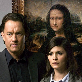 Tom Hanks v roli odborníka na symboly Roberta Langdona a Audrey Tautou jako francouzská kryptoložka Sophie Neveu ve filmu Šifra mistra Leonarda (2006). 