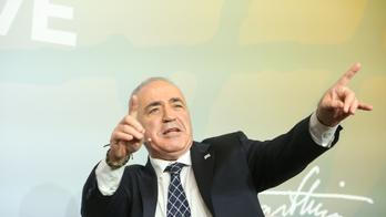 Garri Kimovič Kasparov v diskuzi na konferenci Lennarta Meriho v Tallinnu, 16. května 2026.