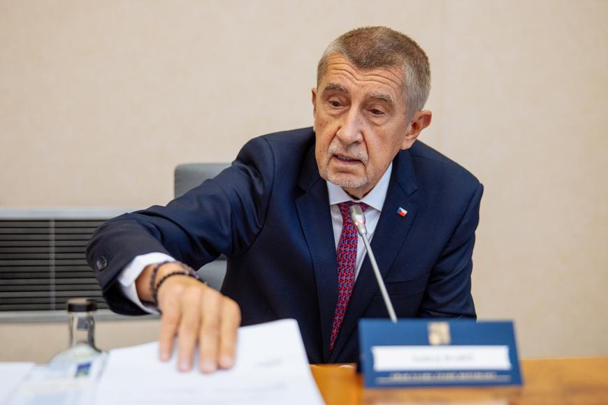 Vláda nesplní alianční závazek k výdajům na obranu ani letos, oznámil Babiš