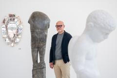Rony Plesl, sochař, designér, výstava To podstatné se děje mimochodem