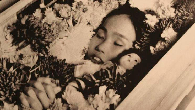SADAKO CHILD VICTIM OF THE ATOMIC RADIATIONS