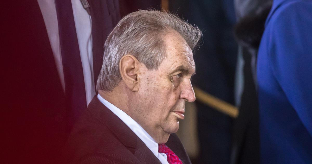 Sněmovna zvažuje návrh na vyznamenání pro Zemana, rozhodne prezident Pavel