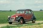 Stellantis chystá malý levný elektromobil pro masy. Mohl by se vrátit Citroën 2CV?