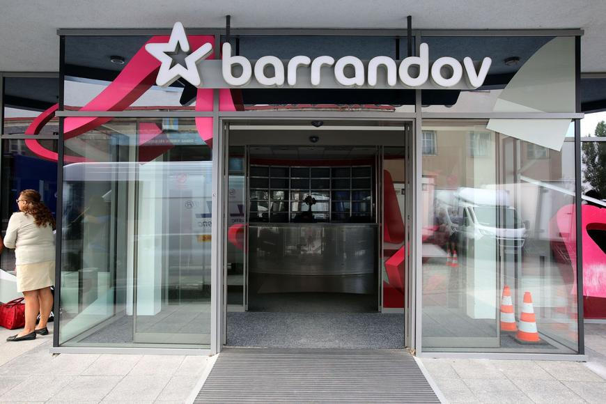Konkurzní správce navrhl ukončení provozu TV Barrandov, zatím bude vysílat dál